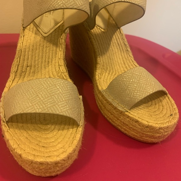 Kimberly Kelly wedge sandals, size 10 NWT, - Picture 3 of 6